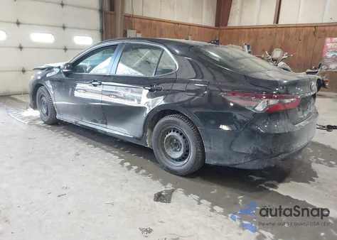 2022 Toyota Camry Le Hybrid z USA, uszkodzony, nr VIN 4T1C31AK9NU042964